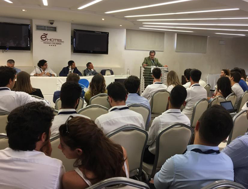 Mezzogiorno e sviluppo Da Reggio un coro unanime: “Scelte adeguate ed investimenti strategici, così riparte il Sud”