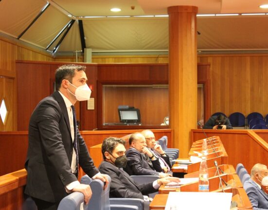 Il gruppo del Pd: “La Regione faccia chiarezza sui ritardi accumulati dal concorso per i centri per l’impiego”