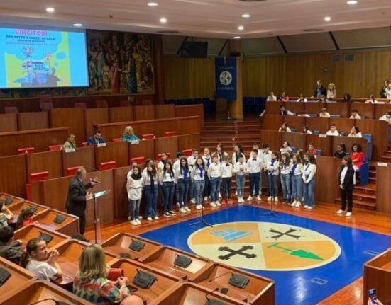 “Eroi e Supereroi Dalla Fantasia alla realtà” Premiati i vincitori