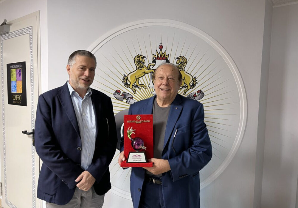 All’imprenditore calabrese Pippo Caffo il premio ‘Cipolla d’Argento’