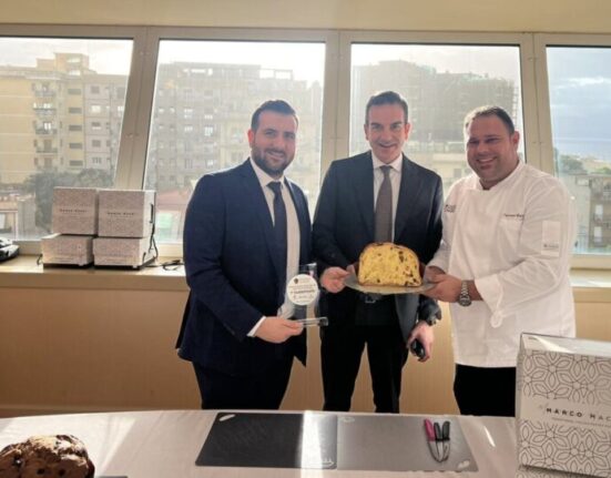 Mancuso, Occhiuto e Cirillo accolgono il ‘Re del panettone’ Macrì