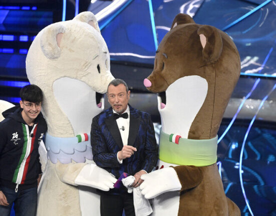 Mascotte della Calabria alle Olimpiadi, studente ricevuto da Giorgia Meloni