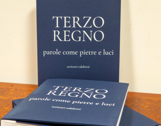 Il 23 aprile presentazione del libro “Terzo Regno – parole come pietre e luci”