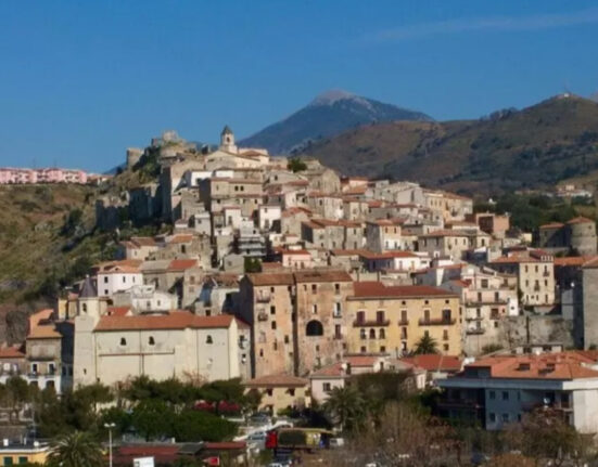 In crescita gli stranieri che cercano casa in Calabria: +25%