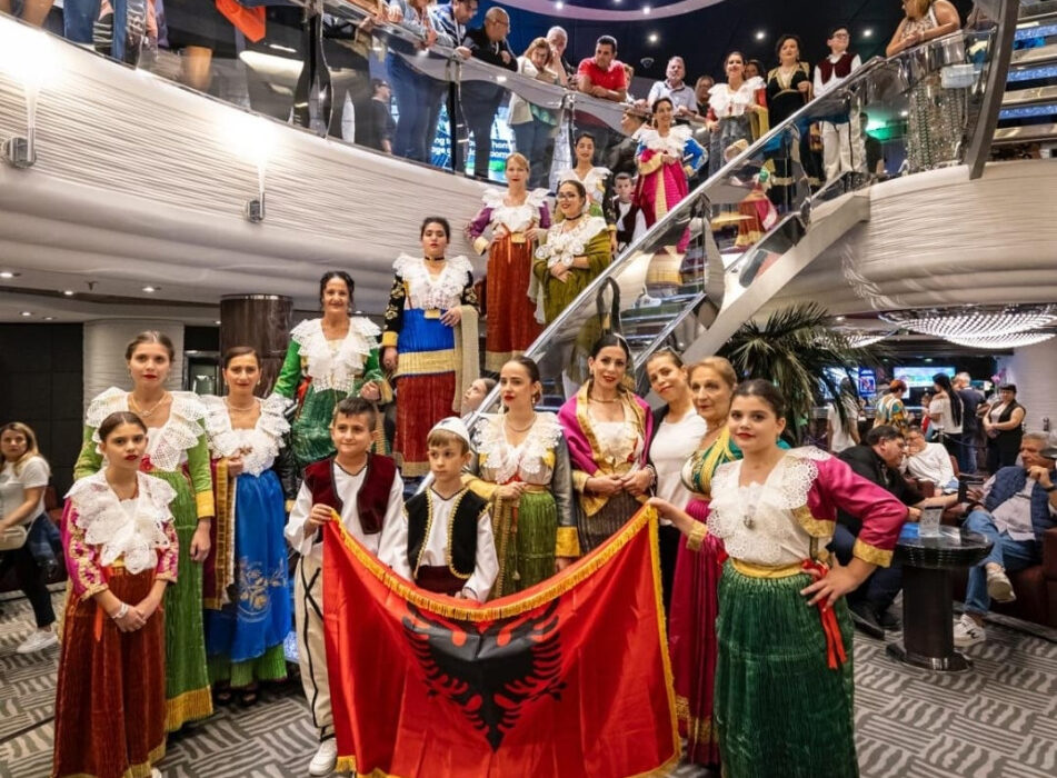 “Calabria d’Amare”, tradizioni, gastronomia e musica a bordo delle navi da crociera