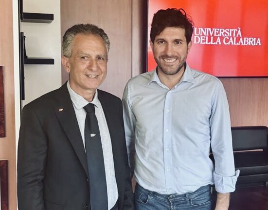 Il luminare della cardiologia Ciro Indolfi sceglie l’Università della Calabria