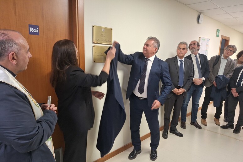 Intitolata a Pietro Bellantoni sala della TgR in Consiglio regionale