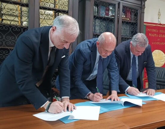 Siglato il protocollo del progetto “Corecom Academy”