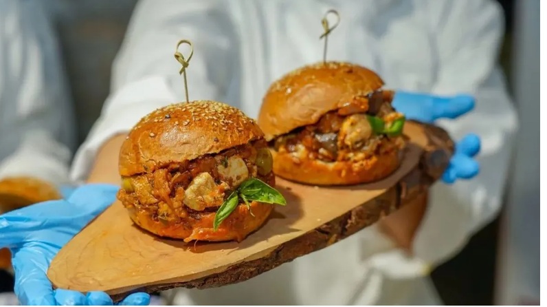 Al via il “Reggio Calabria Street Food Fest”: quattro giorni di gusto e tradizioni