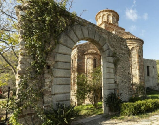 Bivongi riaccende i riflettori sulla ‘manna’, antica delizia calabrese